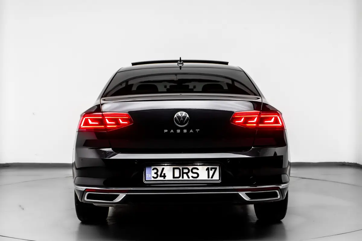 Volkswagen Passat - Görsel 3